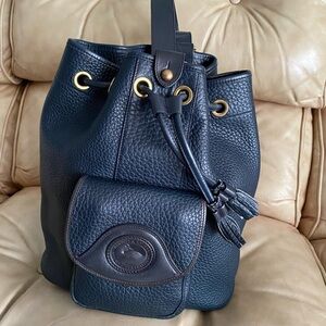 LKNW Vintage Dooney & Bourke Large NAVY Bag Drawstring Bucket Sling AWL Pebbled